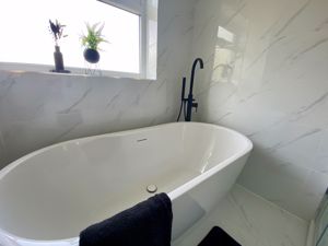 Free Standing Bath- click for photo gallery